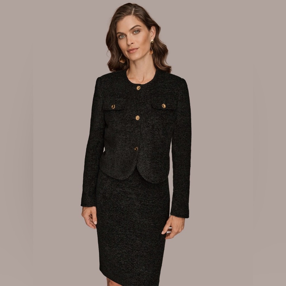 NWT Donna Karan Novelty Tweed Button-Front Cropped Jacket. Size 8. Black/Gold.